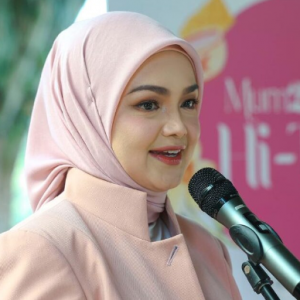 Dilantik pakar UMCCed, Siti Nurhaliza tunggu kenyataan rasmi pihak institusi - “Terima kasih kepada rakan-rakan media dan mohon maaf.."