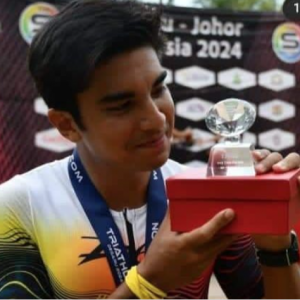 'Saya Buat Bukan Sebab Trofi', Syed Saddiq Tunjuk Bukti Tak 'Main Tipu' Di Desaru 113 Triathlon 2024