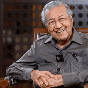 Umur Kini Genap 99 Tahun, Tun Dr Mahathir Sambut Hari Lahir Hari Ini