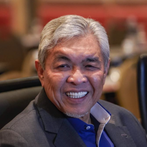 Ahmad Zahid tarik balik saman fitnah RM220 juta terhadap portal Malaysiakini