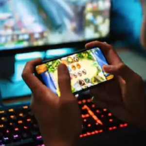 Berkenalan di game online punca pegawai kanan kerajaan rebut isteri orang