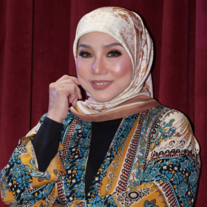 ‘Anwar tak profesional, patutnya jumpa saya secara berdepan’ - Noraniza Idris