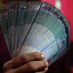 Ringgit dibuka tinggi berbanding dolar AS, cecah semula paras RM4.19