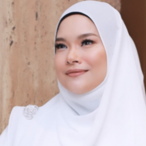 Nora Ariffin Kongsi Video Dua Sifat Isteri Yang Allah Tak Pandang - "Pertama, Tidak Pandai Berterima Kasih Dengan Suami.. Kedua..."