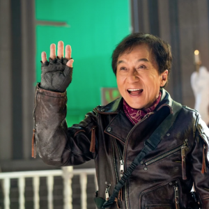 Pengsan ketika penggambaran, Jackie Chan tetap sahut cabaran buat aksi lagak ngeri