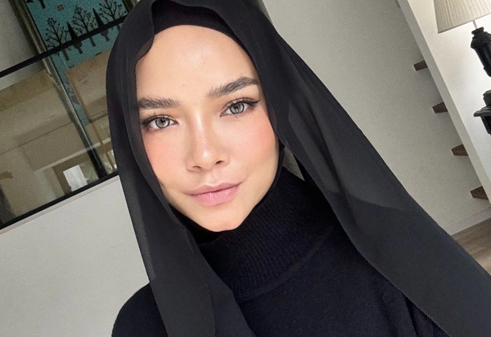 Nora Danish Cemburu Tengok Wanita Bertudung - “Dari Dulu, Masa 20-an Saya Ada Sasaran. Umur Dah 40 Tahun Ni, Saya Mesti Dah Bertudung"