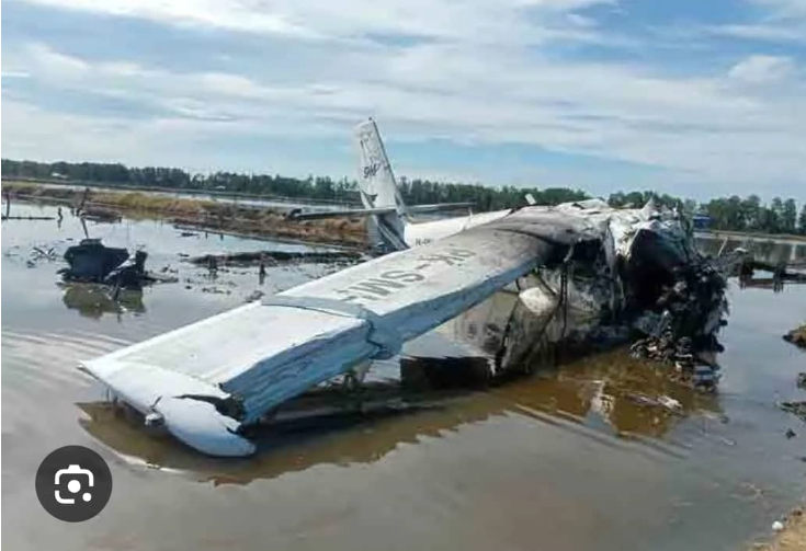 Pesawat penumpang SAM Air terhempas, semua terbunuh