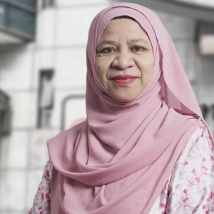 Suzana Idayu Wati wanita pertama dilantik sebagai Pengarah Besar Felda