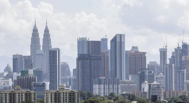 7 daripada 10 rakyat Malaysia yakin hala tuju ekonomi negara berada di landasan betul - Tinjauan IPSOS