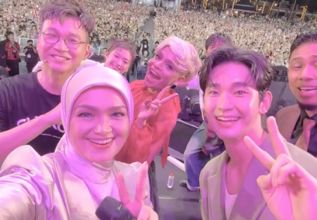 Biduanita Negara, Siti Nurhaliza Tak Berkelip Mata Tengok Kulit Kim Soo Hyun Seperti Bayi