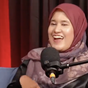 Ratu Farah Dedah Pernah Jadi Rebutan, Kegilaan Pelajar Lelaki Masa Zaman Sekolah