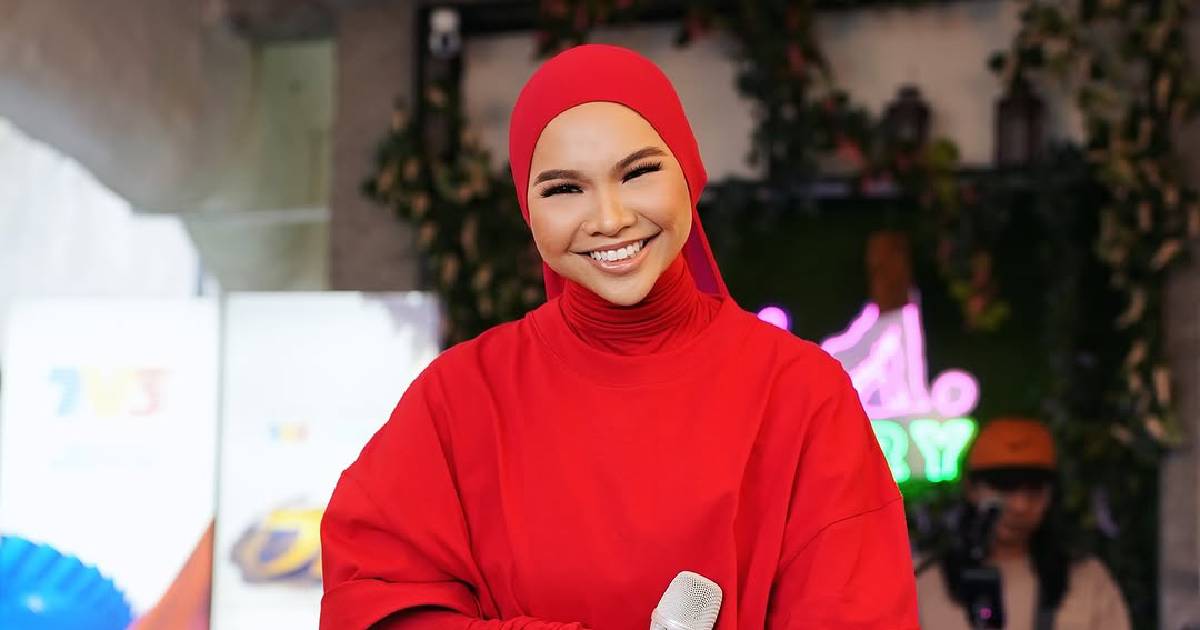 Aina Abdul Menang Vokal Terbaik AJL39