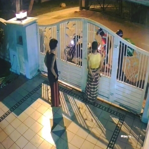 Dua beradik gigih hantar ‘order’ sampai 12 tengah malam