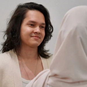 "Dalam foto itu adik saya, bukan 'girlfriend' - Amir Masdi