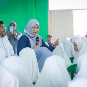 Ada murid tercicir akibat kemiskinan haid di Sabah, tidak hadir ke sekolah kerana tiada sokongan untuk menguruskan haid – Fadhlina Sidek