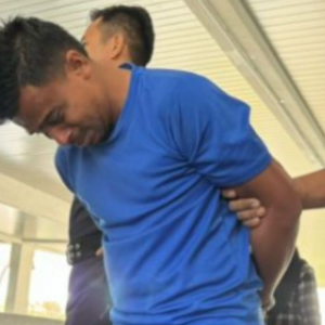 Jurulatih bola sepak menangis teresak-esak dituduh cabul dua pelatih