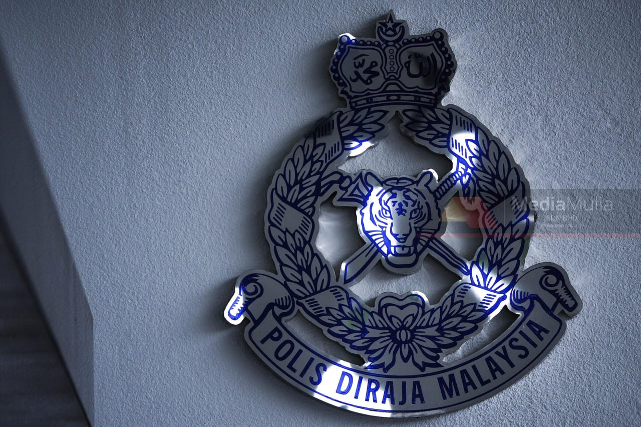 Polis siasat pemilik akaun Facebook hina Agong, PM