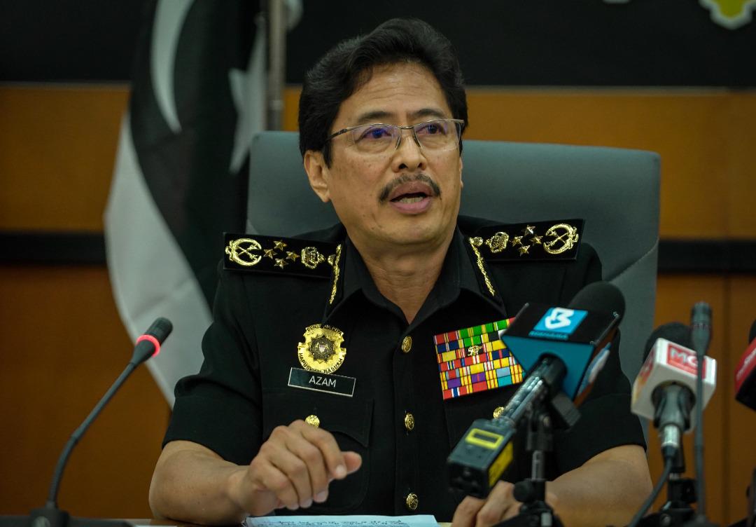 Tiga beranak dalang kartel susu tepung kepada jabatan kerajaan bernilai RM120 juta disiasat SPRM
