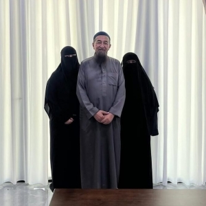 ‘Ummi bagi ‘green light’, UAI kena terus terang’ - Gurauan nakal isteri pertama Ustaz Azhar Idrus tarik perhatian netizen