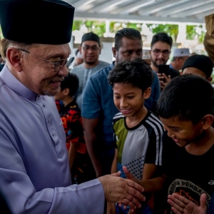 Desakan Pembangkang Mengarut, Mana Boleh Ada Dua PM Dalam Satu Masa! - Senator Mohd. Hasbie Muda