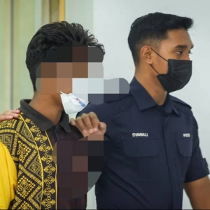 Pelajar lelaki 14 tahun berang ditegur kerana ponteng kelas tumbuk guru, mengaku salah