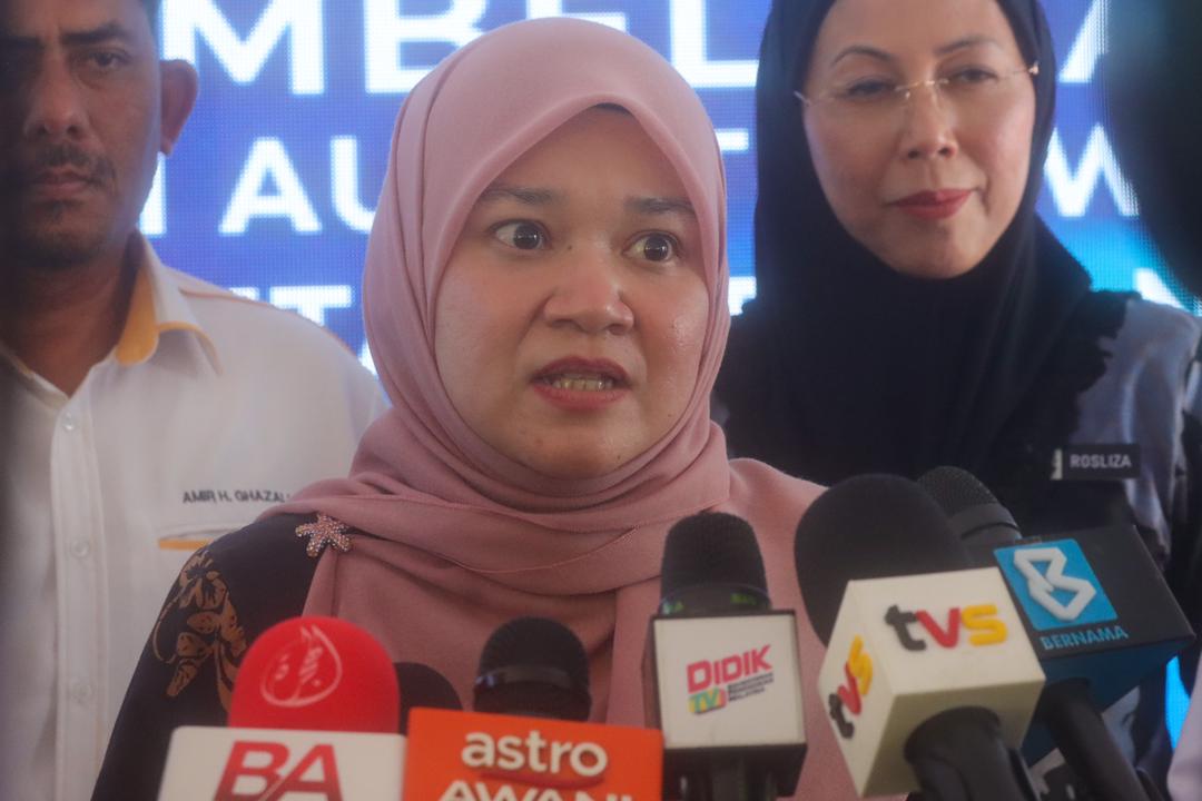 Asrama masih selamat, ibu bapa tak perlu risau – Fadhlina Sidek